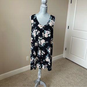EUC XL VENUS Lascana Floral V-Neck Dress
